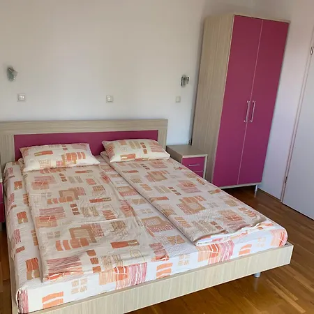 Apartament Buleski Апартаменты *