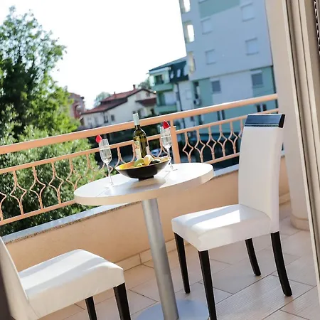 Apartament Buleski Апартаменты *